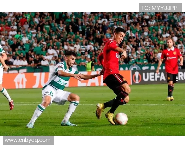 莫尼奎足球明星与朋友们的深厚友谊与合作共赢之路