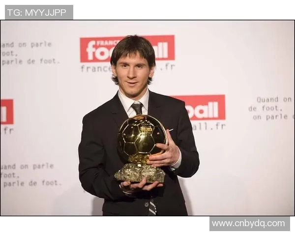 全球足坛风云人物：球星足球先生荣誉背后的故事与传奇